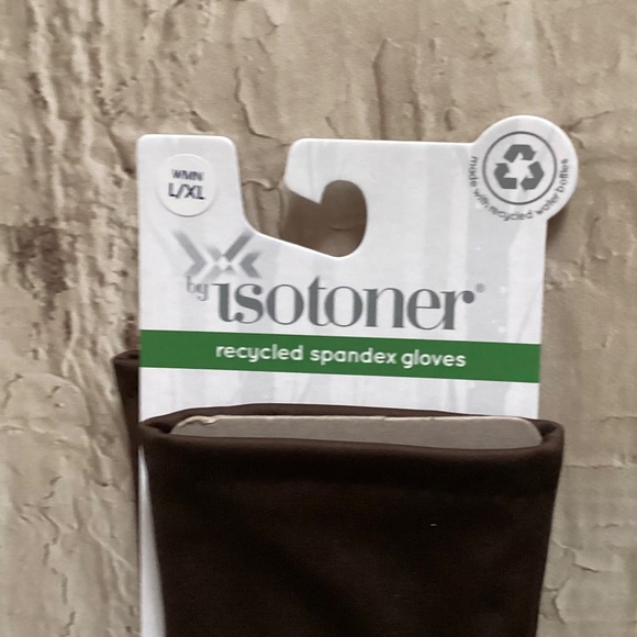 Isotoner Women's Spandex Fleece-Lined Gloves - Picture 2 of 7